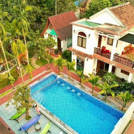 Tropical Valley Homestay - Villas Phong Nha Esterno foto